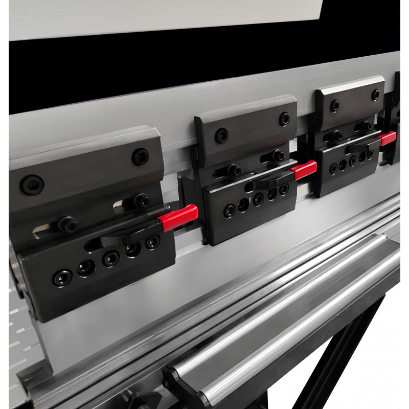 Hydraulisk kantpress CORMAK CNC ULTIMATE 4+1 80×3200 DA-53TX