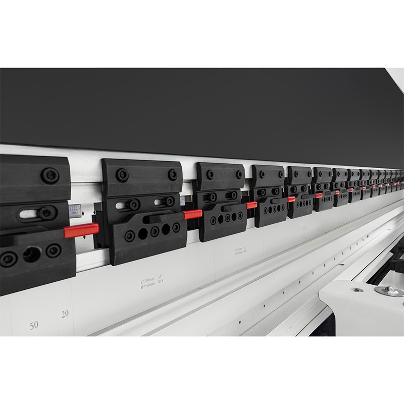 Hydraulic Press Brake CORMAK CNC SERVO ELITE 300×4000 DA-58T | CORMAK