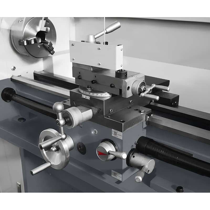 Universal Lathe CORMAK 330x700 230V with Stand + Tool Set | TYTAN330