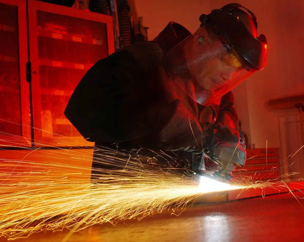 Does sandblasting require a permit in Poland?